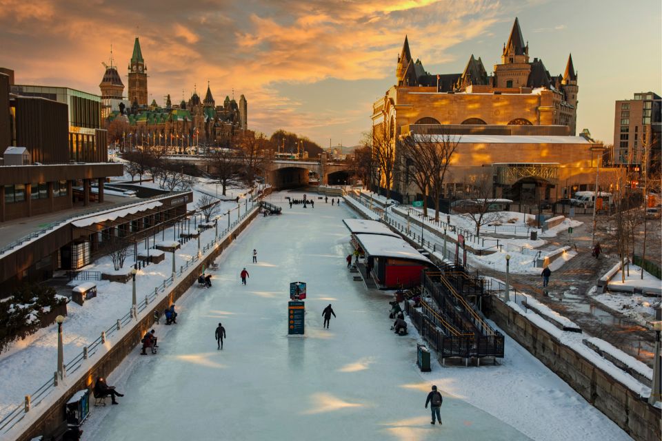 Ottawa: City Exploration Game and Tour - Key Points