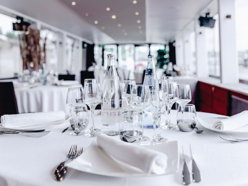 Paris: 3-Course Italian Meal Seine Cruise With Rooftop Views - Key Points