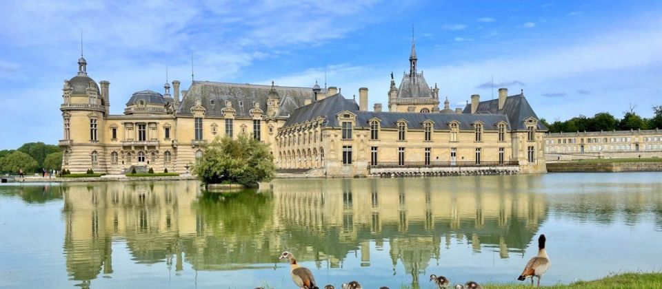 Paris: Chantilly Castle Private Transfer for 3 People - Key Points