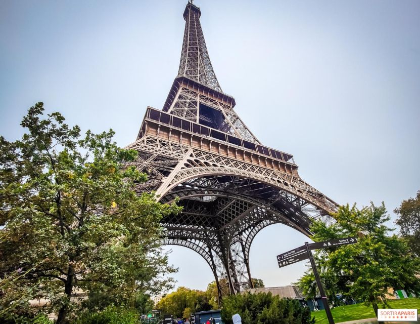 Paris: Private City Tour for 1 to 3 People - Key Points