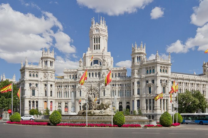 Private 3-Hour Small-Group Tour in Madrid - Key Points