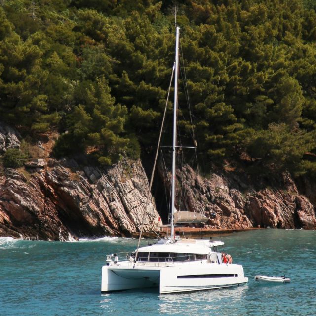 Private Cruise From Mykonos to Rhenia via Delos - Key Points