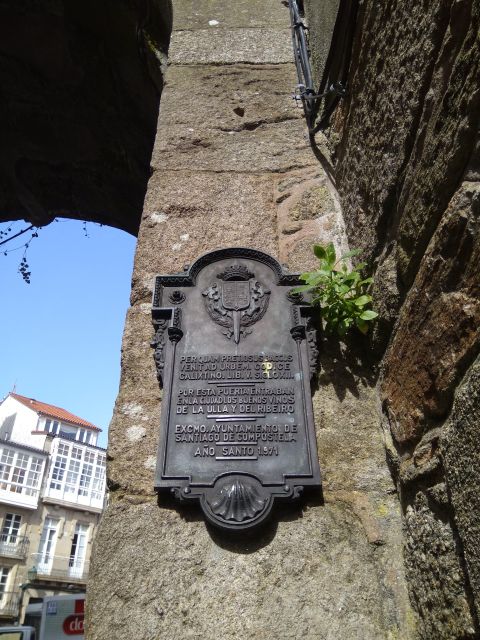 Santiago De Compostela & Valença - Private Tour From Porto - Key Points