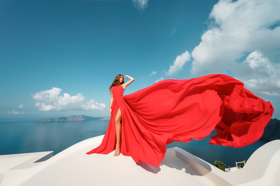 Santorini: Flying Dress Photoshoot Marilyn Package - Key Points