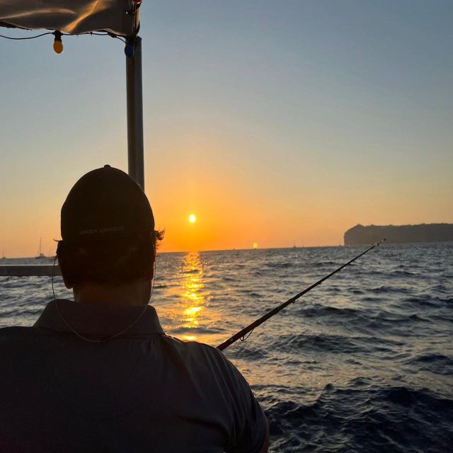 Santorini: Private Sunset Fishing Tour With Lunch - Key Points