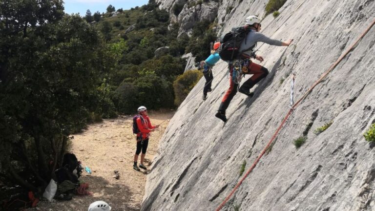 Aix-En-Provence: Rock Climbing Class on Sainte-Victoire Mountain