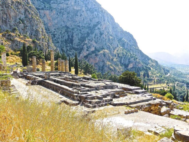 Ancient Delphi Full-Day Tour From Athens