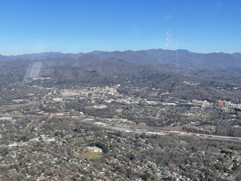 Asheville: Scenic Helicopter Experience