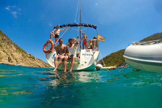 Barcelona Small Group Sailing With Snacks & Cava - Tour Details