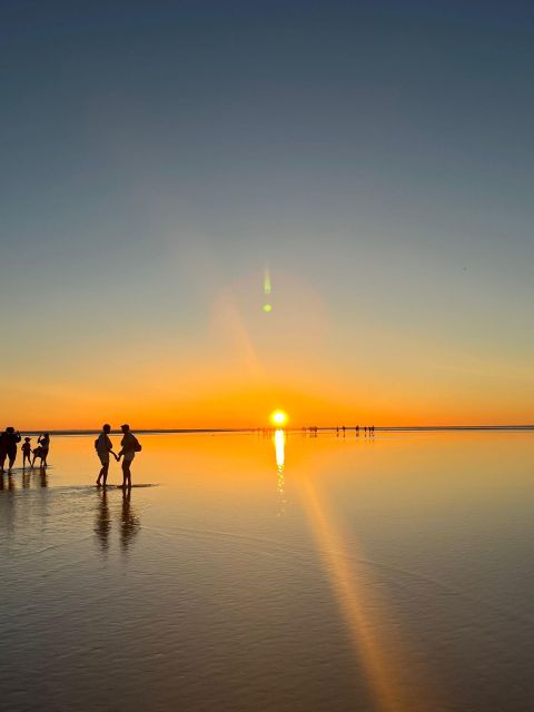 Bay of Mont Saint-Michel : Sunset Until Dark Night