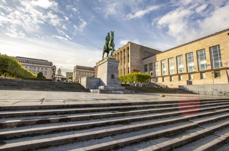 Brussels: Best Intro Guided Walking Tour With a Local