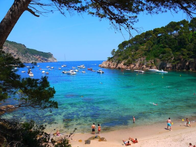 Costa Brava: Boat Ride and Tossa Visit With Hotel Pickup
