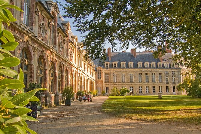Day Trip to Fontainebleau : Horse Riding, Gastronomy and Castle - Horse Riding Adventure