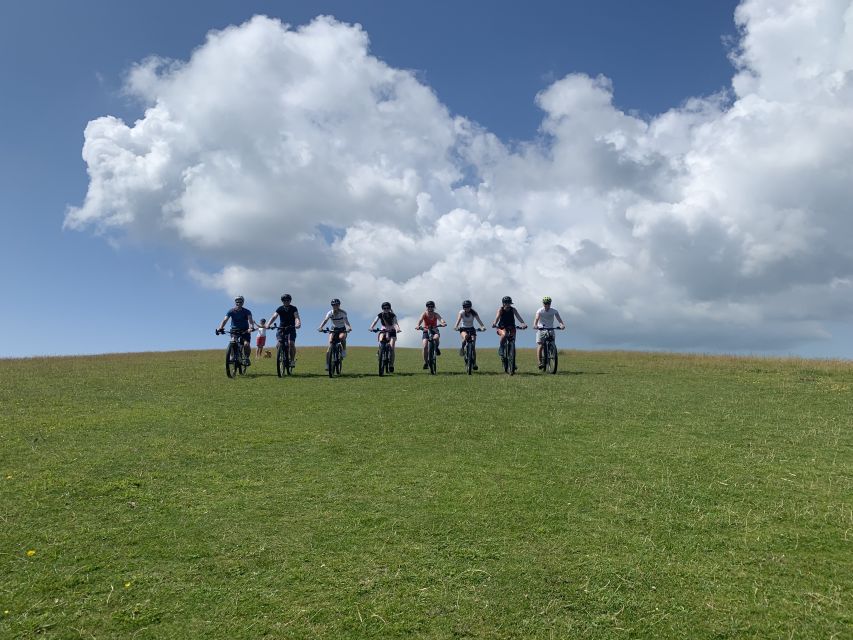 Dorset : Old Harry Rocks and Corfé Castle Guided E-bike Tour - Tour Details