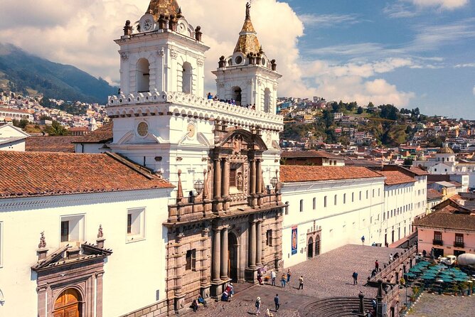 Explore Old Town Quito: Sightseeing, Food, Culture Small Group Walking Tour - Itinerary Highlights