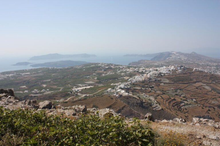 Exploring the Jewels of Santorini: A Comprehensive 5-Hr Tour
