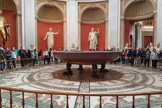 Fast Track: Vatican Museums, Sistine Chapel Guided and St. Peters Basilica Tour