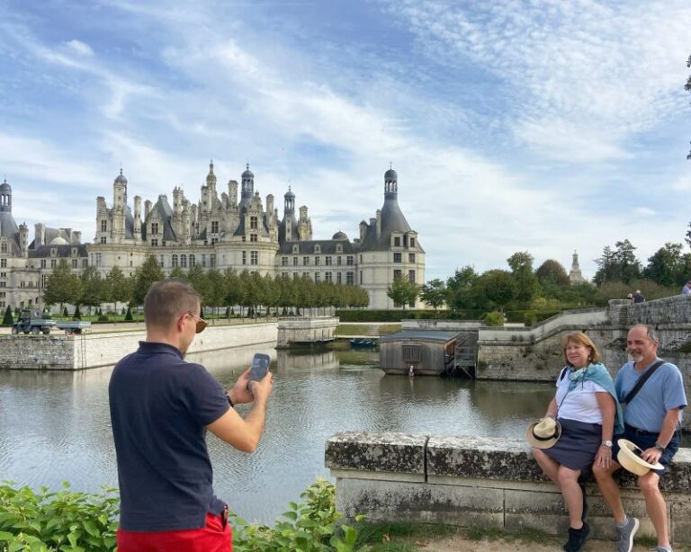 From Amboise : Full-Day Chambord & Chenonceau Chateaux