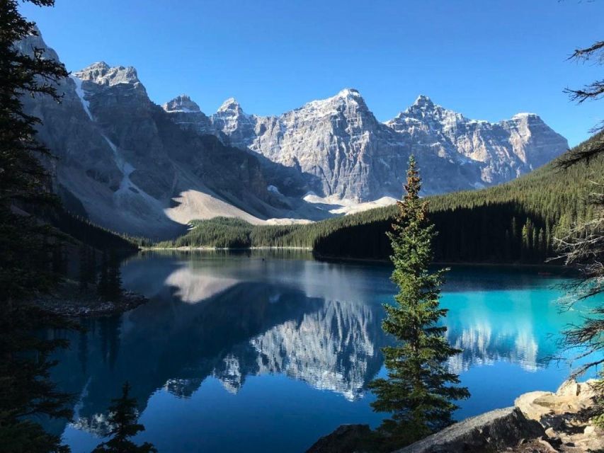 From Canmore/Banff: Sunrise at Moraine Lake - Guided Shuttle - Experience Details