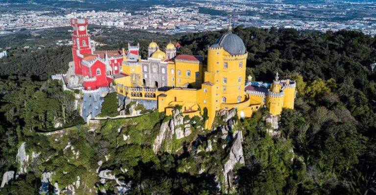 From Lisbon: Half-Day Private Sintra Cascais Tour