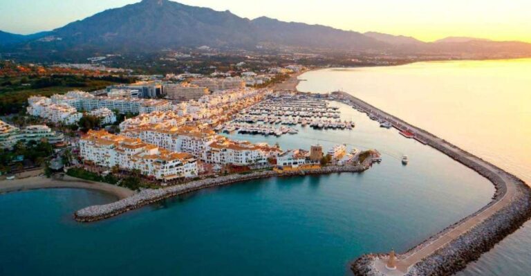 From Malaga: Private Guided Tour of Marbella, Mijas, Banús