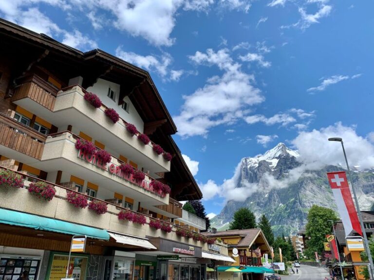 From Zurich: Grindelwald and First Cliff Walk Day Trip