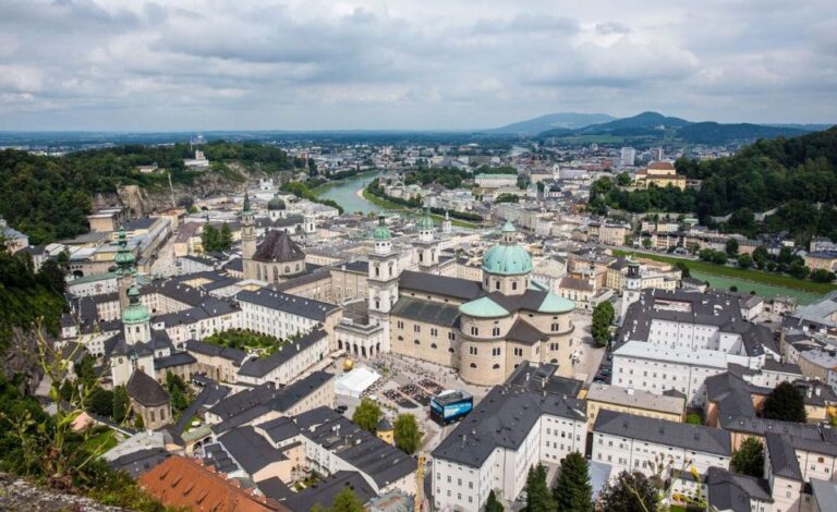 Full-Day Private Trip From Vienna to Salzburg