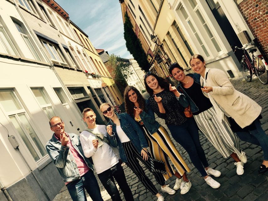 Ghent: Small-Group Chocolate Tour With a Local Guide - Tour Duration and Guide Availability