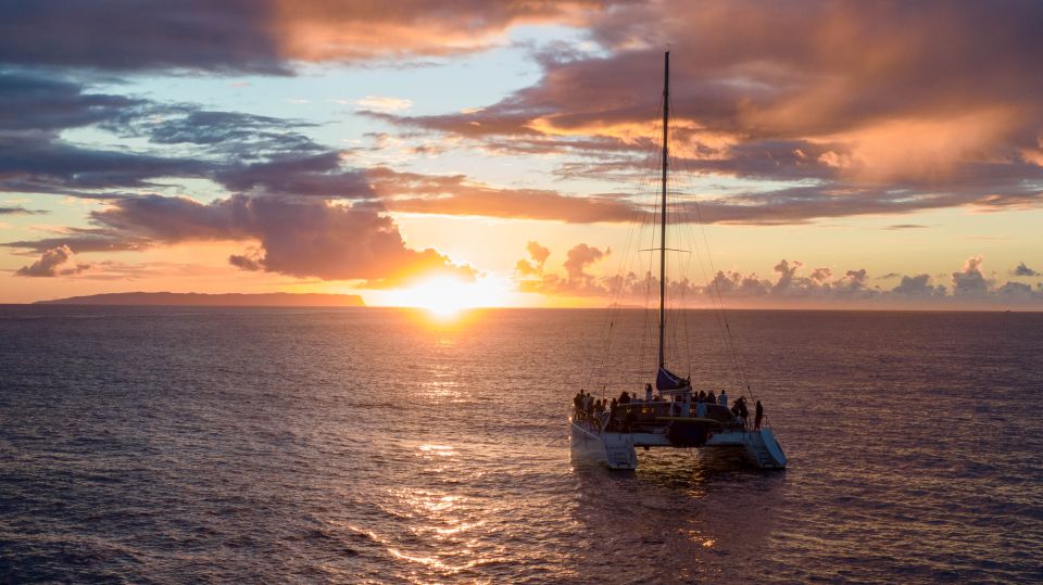 Kauai: Napali Coast Sunset Sail With Dinner - Activity Details
