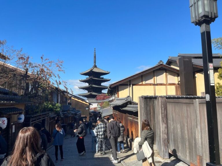 Kyoto: Half-Day Private Guided Tour to the Old Town of Gion