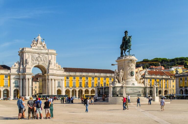 Lisbon: Customizable Highlights Tour