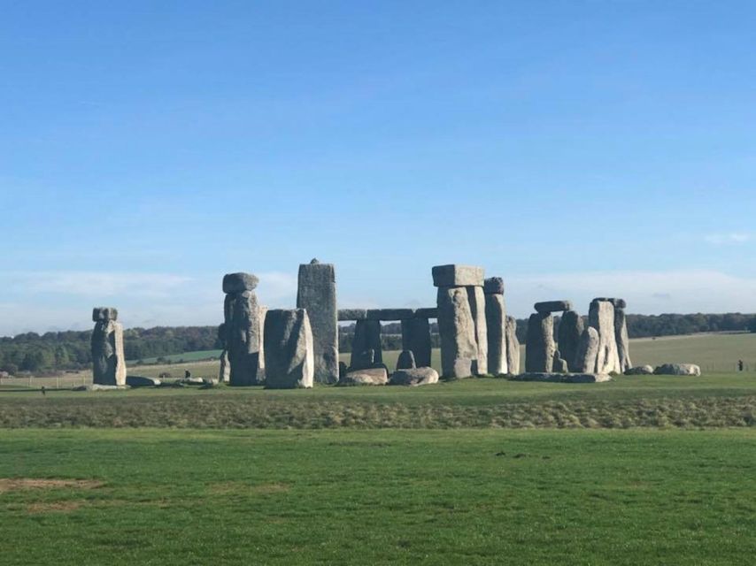 London: Stonehenge Private Transfer With Optional Guide - Activity Details