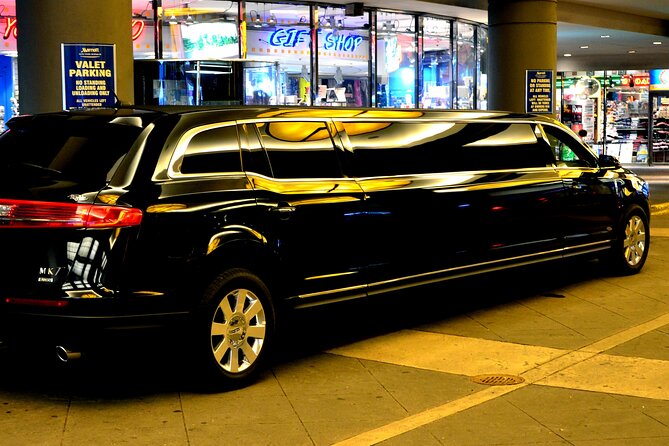 Lower Manhattan New York “Best of NYC” Private Limousine Tour  – New York City