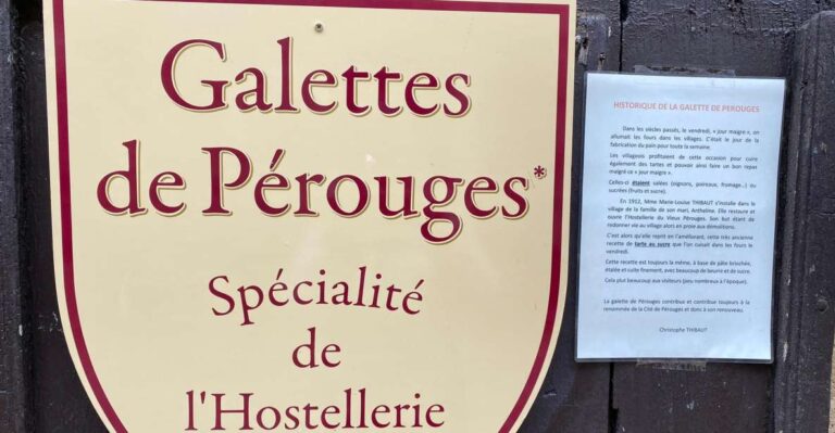 Lyon : Self-Guided Hike to Pérouges (Train & Picnic)