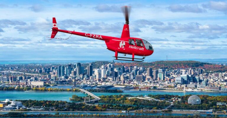 Montreal: Guided Helicopter Tour