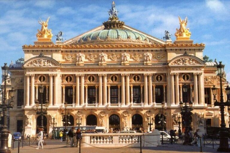 Paris: CœUr De Bohème Tour – Heart of the City