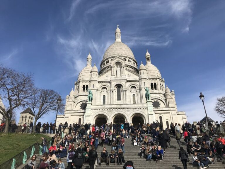 Paris Montmartre: 2-Hour Guided Tour in German