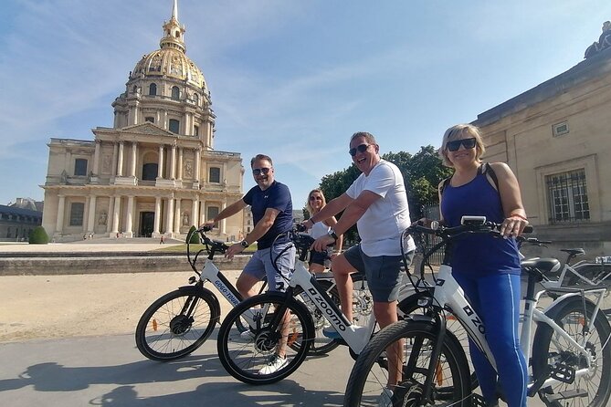 Paris Private Electric Bike Tour With Virtual Reality - Tour Overview