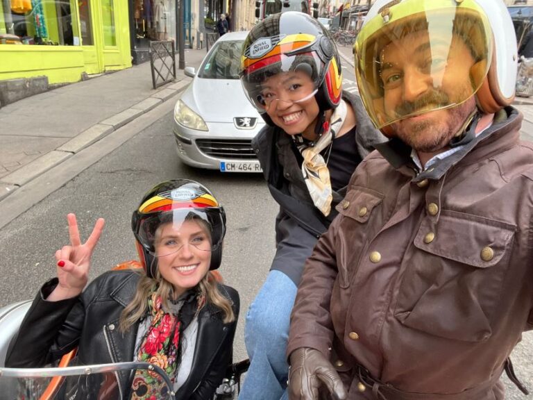 Paris Sidecar Tour : Montmartre the Village of Sin