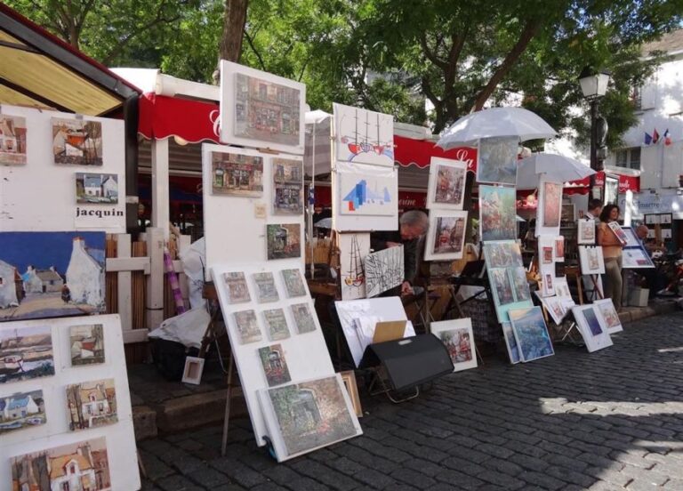 Paris: Walking Tour of Montmartre