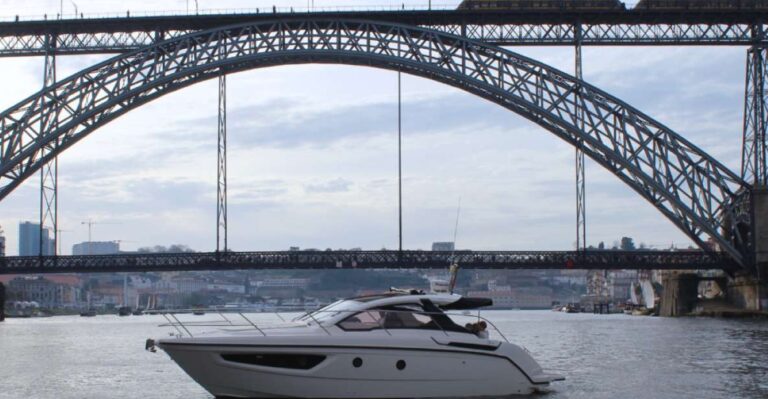 Porto: Premium Private Yatch Tour With Sunset Option