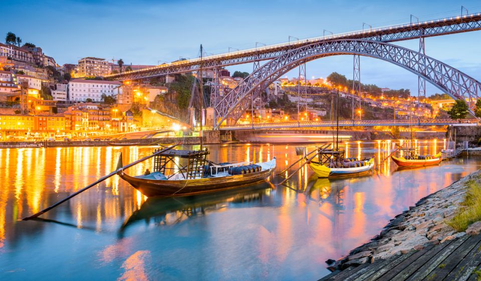 Private 4 Hours Tour of the Main Monuments in Oporto - Tour Details