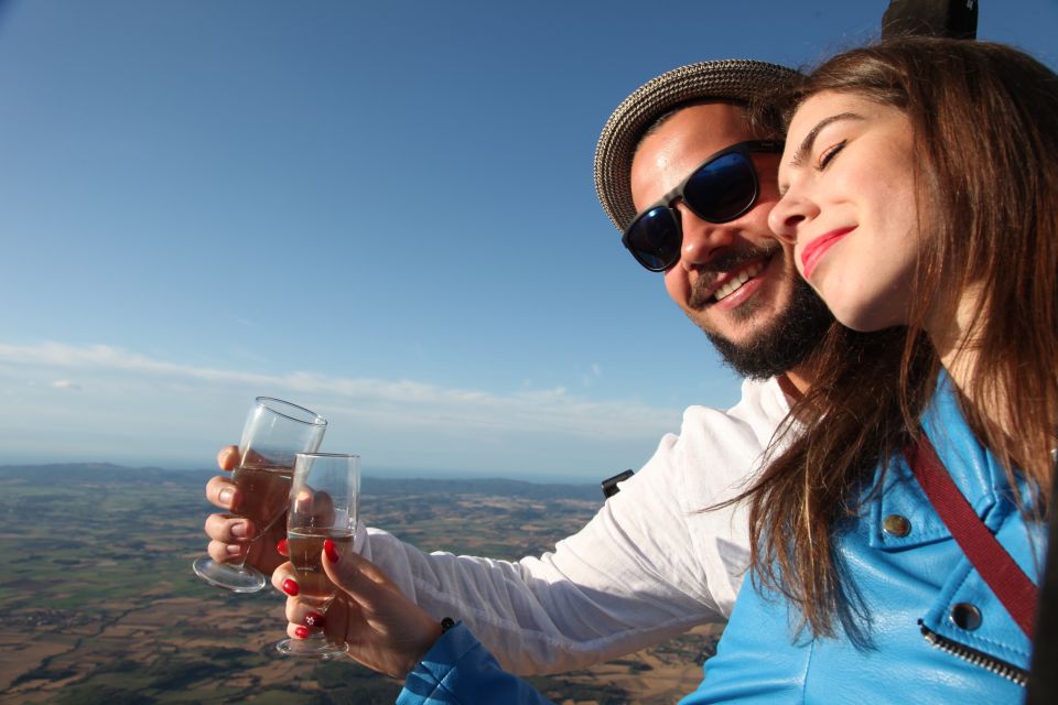 Private Balloon Flight for Two or 4 Pax From Barcelona - Experience Description