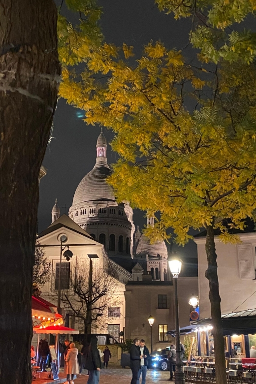 Private Tour of Montmartre.