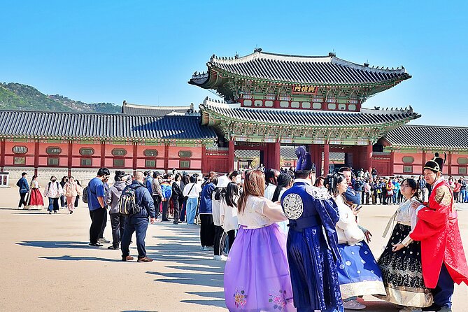 Private Tour : Royal Palace & Traditional Villages Wearing Hanbok - Exploring Seouls Royal Heritage