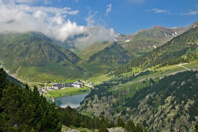 Pyrenees & Medieval Towns Small Group Tour From Barcelona - Tour Details