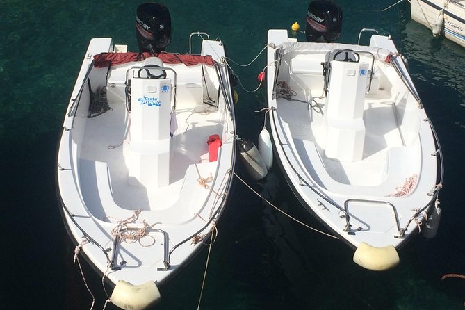 RENT A BOAT 5,5m - 30hp LICENSE FREE Chora Sfakion, Sfakia - Boat Rental Details