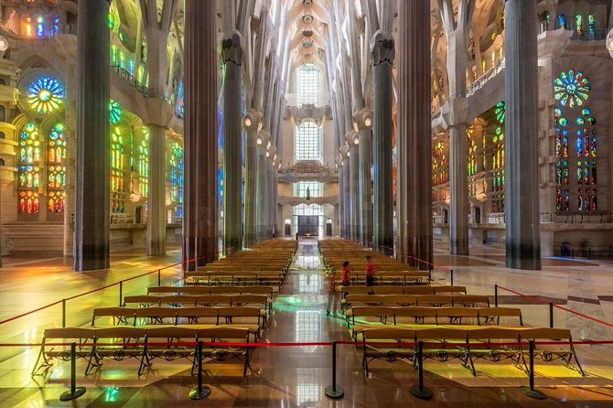 Sagrada Familia Private Tour With Skip-The-Line Ticket - Tour Highlights