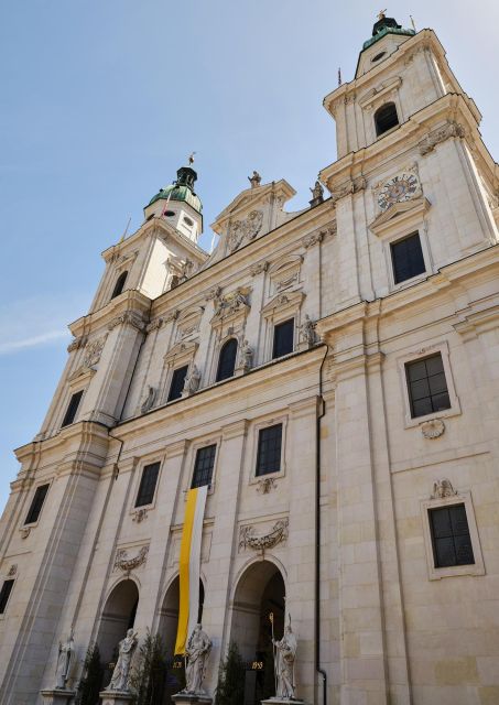 Salzburg: Private Architecture Tour With a Local Expert - Tour Duration and Guide Availability