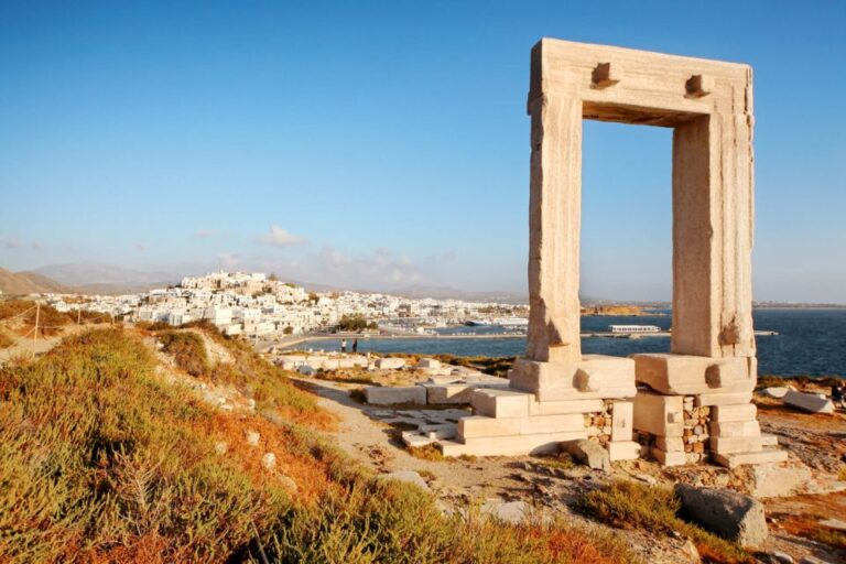 Santorini: Ferry Ticket to Paros or Naxos With Hotel Pickup